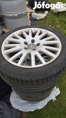 17 col Audi alufelni 235/45/17 nyári gumi 17 colos 