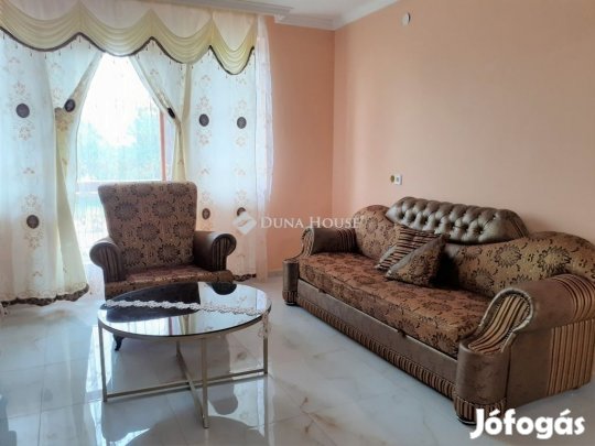 180 nm-es ház eladó Ádánd