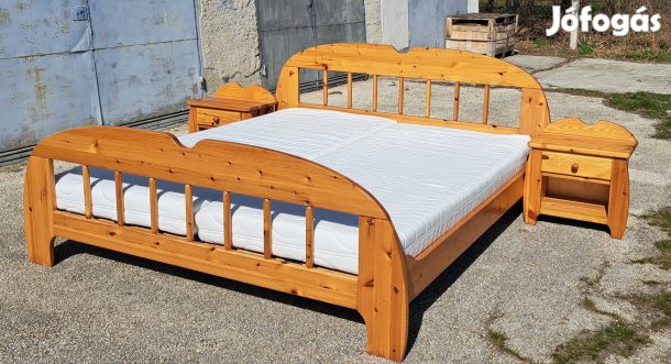 180x200-as fenyő ágy + 2 db éjjeliszekrény