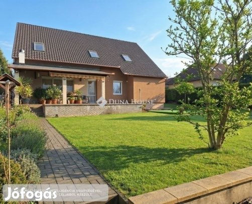 183 nm-es ház eladó Kozármisleny