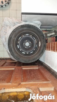 185/60 R 14 82T Gumi Gumiabroncs Felni ( használt )