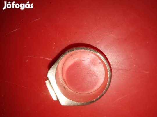 18Kar.... 19g ferfi pecst...