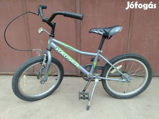 18"-os fiú kerékpár