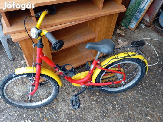 18-as lány kerékpár eladó