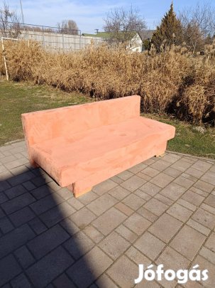 190x140 cm-es kihúzható, ágyneműtartós heverő , ágy jó állapotban elad