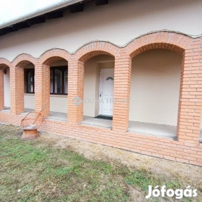 193 nm-es ház eladó Sándorfalva