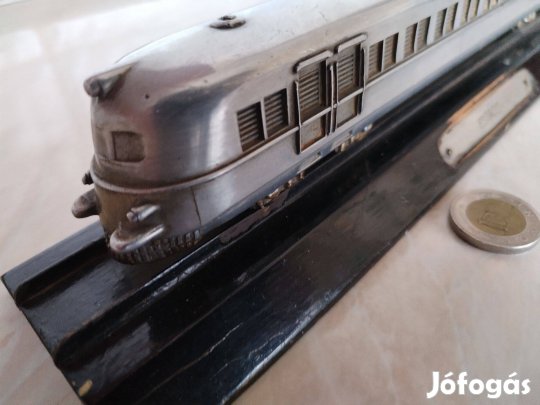 1945-ös fém rendkívül ritka "Mozdony Motorvonat" szép egyedi