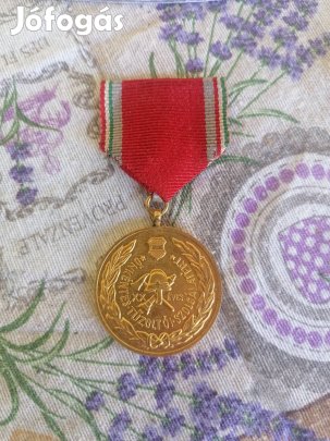 1958 Önkéntes tűzoltó érem