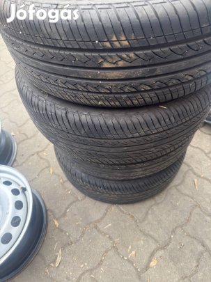 195/60 R15 nyári gumi 