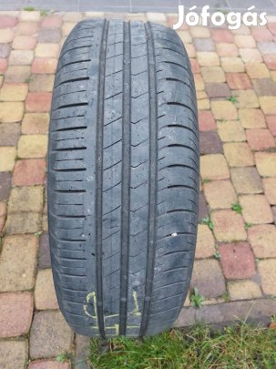 195/65 R15 jó állapotú nyári gumik eladók