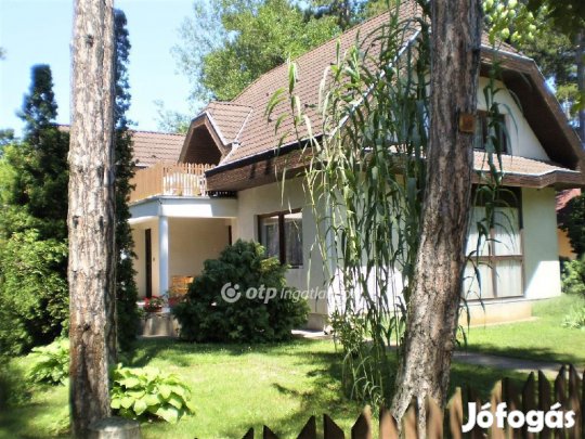 195 nm-es ház eladó Siófok