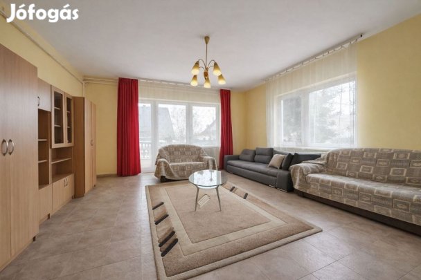 197 nm-es ház eladó Szabadbattyán