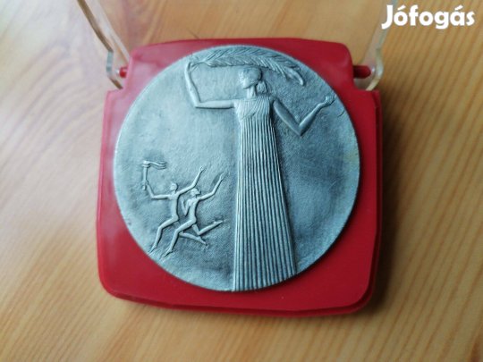 1980-as eredeti Moszkvai Olimpia emlékérme dobozában
