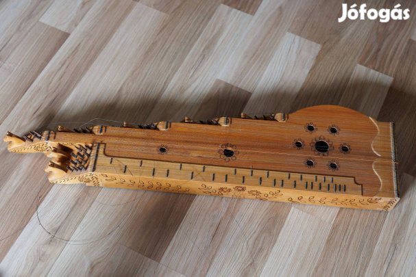 1983-as faragott citera eladó