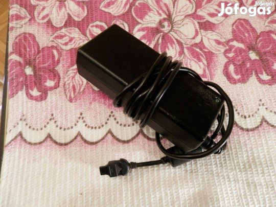 19V 2,64A laptop töltő eladó (Dell)