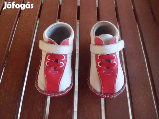 19-20-as kívül-belül bőr újszerű fiú cipő kocsicipő