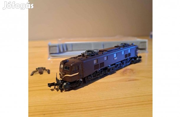 1:160 N-es Kato Japán Mozdony