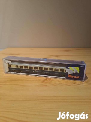 1:160 N-es Roco Vasuti kocsi