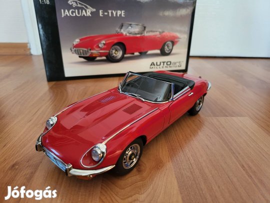 1:18 1/18 Autoart Jaguar E-Type roadster modellautó