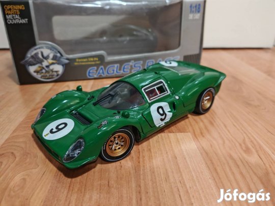 1:18 1/18 Eagle Race Ferrari 330 P4 modellautó