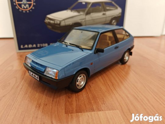 1:18 1/18 Premium Scale Model Lada Samara modellautó