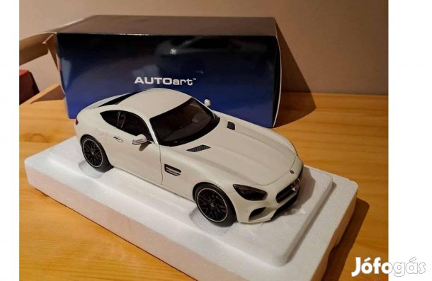 1:18 Autoart Mercedes AMG GT modell