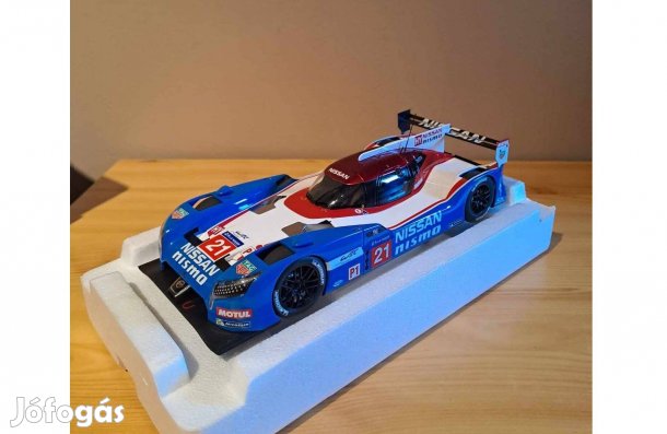 1:18 Autoart Nissan GT-R LM Nismo modell