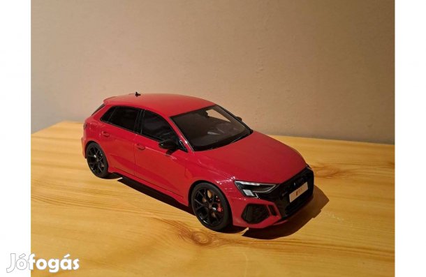 1:18 GT Spirit Audi RS3 modell