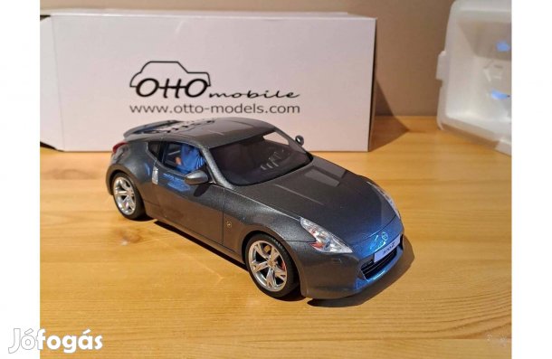 1:18 Ottomobile Nissan 370Z modell