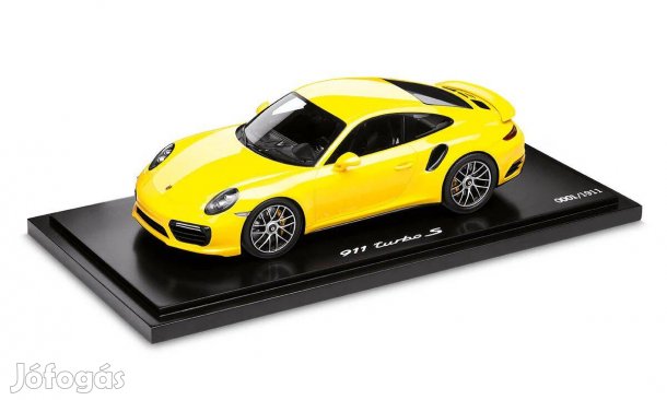 1:18 Spark Porsche 911 (991) Turbo S - Racing Yellow - Dealer Edition