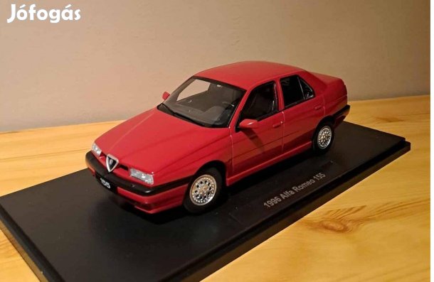 1:18 Triple9 Alfa Romeo 155 modell