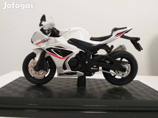 1/18 motor modell, makett Suzuki Gsx-R 1000 L9