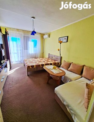 1+2 félszobás dunaújvárosi lakás szuper helyen!