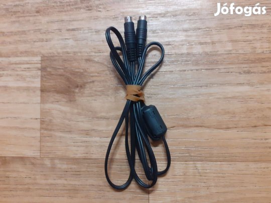 1,2 m-es S-Video árnyékolt átjátszókábel (apa-apa) csatlakozó dugóval