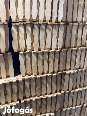 1/2 méhészeti keretléc