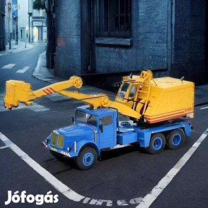 1:43 Tatra 111 D 030 bontatlan 1/43 teherautó Modell