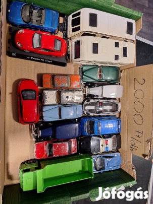 1:43 modellek 2000 ft egységáron