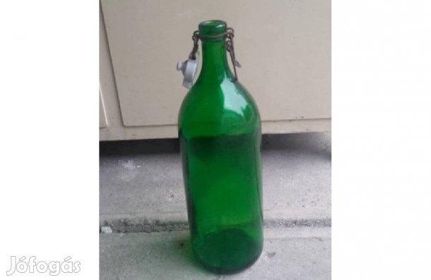 1,5 literes, régi, ásványvizes csatos üveg kb. 12 db