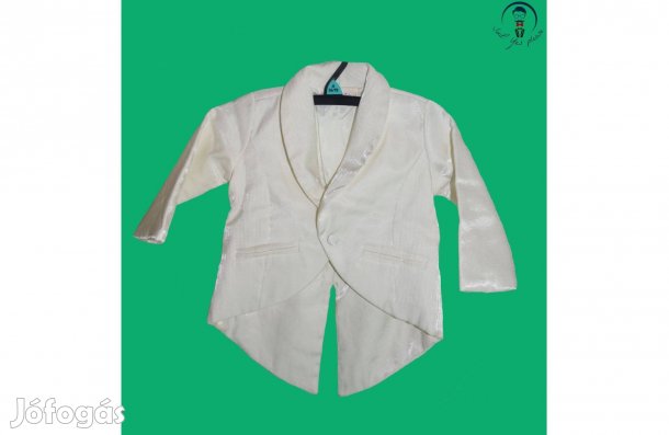 1.Les Jolies kisfiú szmoking