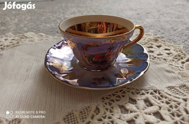 1 db 24 karátos arannyal futtatott kék színű kávéscsésze aljjal