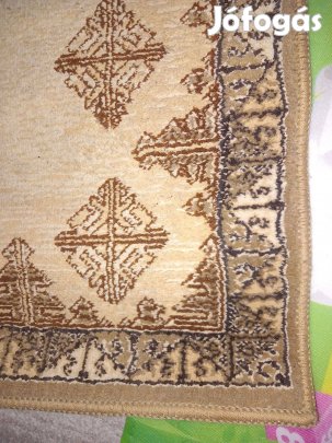 1 m x 1,5 m nagyságú újszerű perzsa szőnyeg