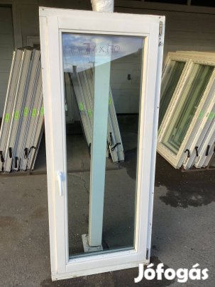 1 szárnyú keskeny fa ablakok