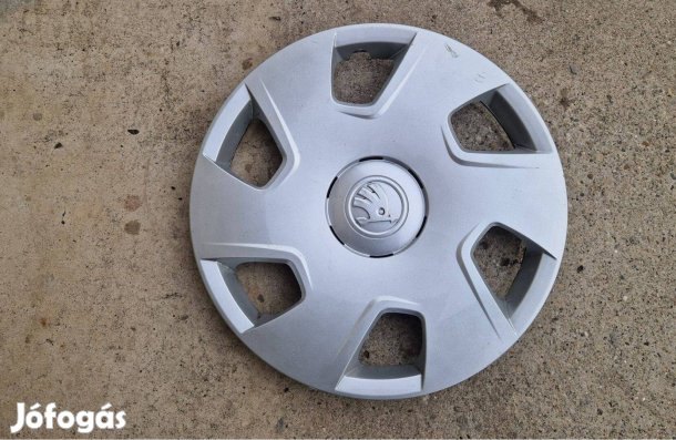 1db 15" Skoda gyári dísztárcsa
