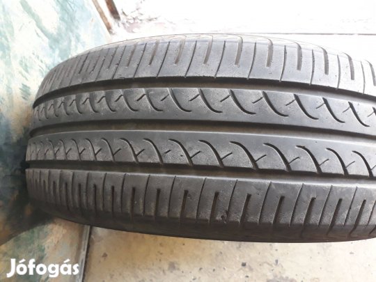 1db 205/55 R16 Yokohama Bluearth Újszerű nyári gumi eladó ára! 10000Ft