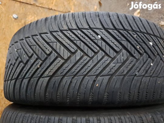 1db 215/45 R17 Hankook Kinergy 4S 2 Négyévszakos gumi eladó! (DOT2021)
