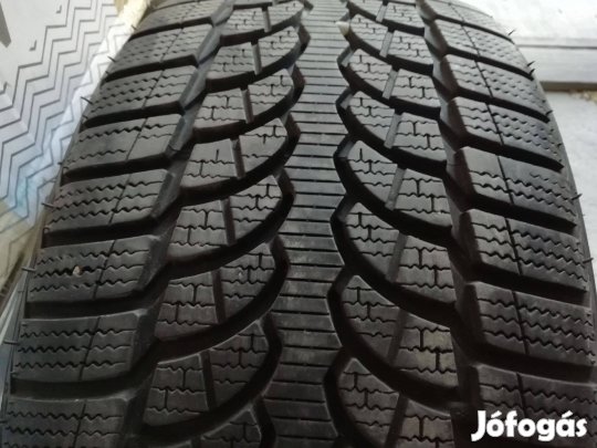 1db 235/35r19 bridgestone blizzak lm32 téli gumi