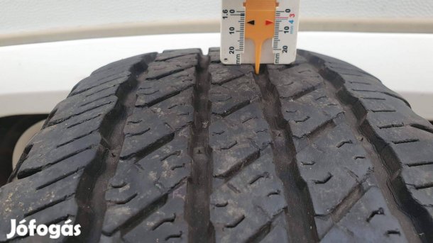 1db Nexen 235/60 R17 gumi