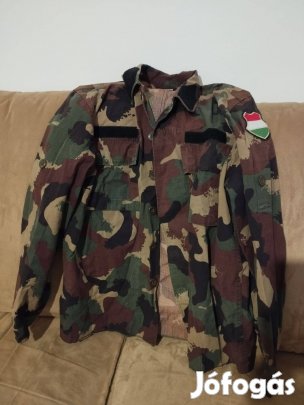 2000M katonai gyakorló zubbony