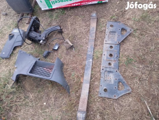 2004-es Iveco daily bölcső alsó lemez