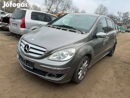 2005 Mercedes B 170 -26694- bontott alkatrészek